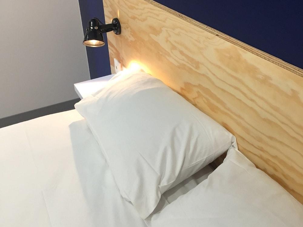 Eklo Hotels Лилль Экстерьер фото